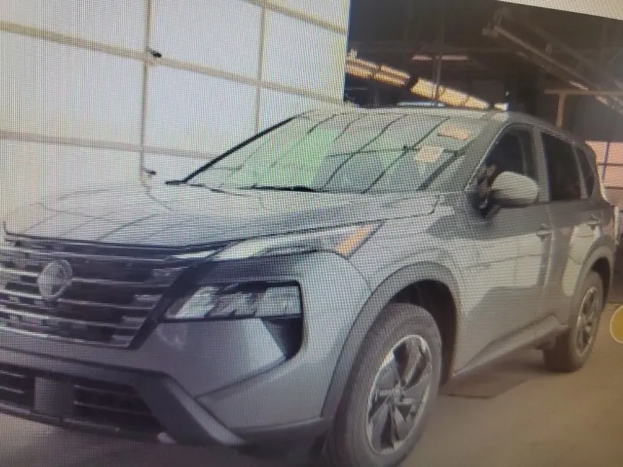 2024 Nissan Rogue SV photo 1