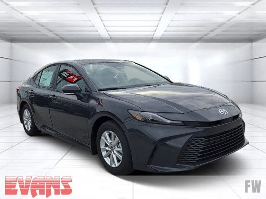 2026 Toyota Camry LE photo 1