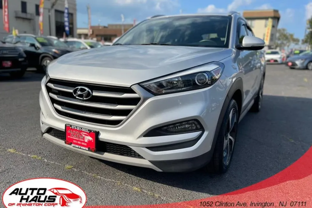 2018 Hyundai Tucson Sport photo 1