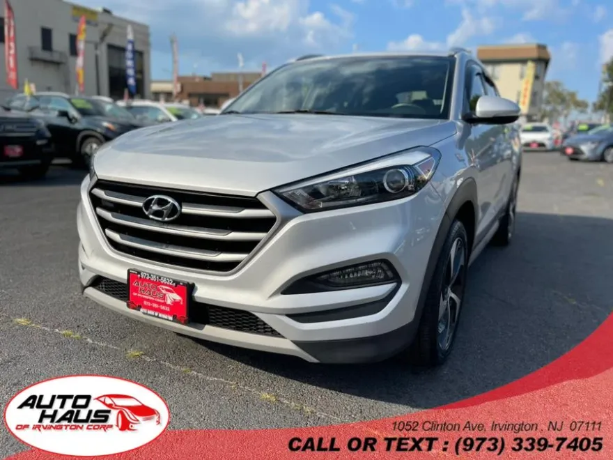 2018 Hyundai Tucson Sport photo 1