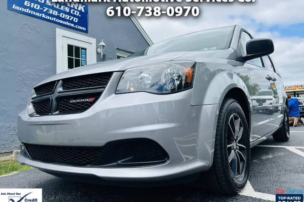 2015 Dodge Grand Caravan SE photo 1