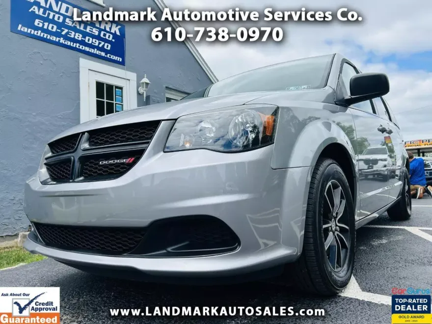 2015 Dodge Grand Caravan SE photo 1