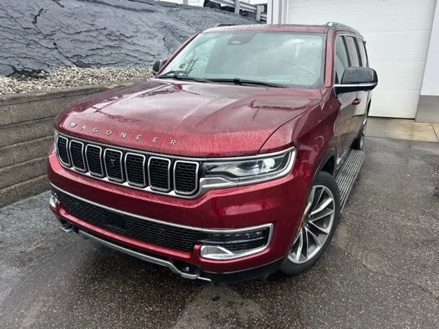 2024 Jeep Wagoneer L Series III photo 1