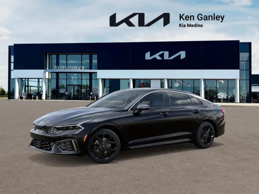 2026 Kia K5 GT-Line photo 1