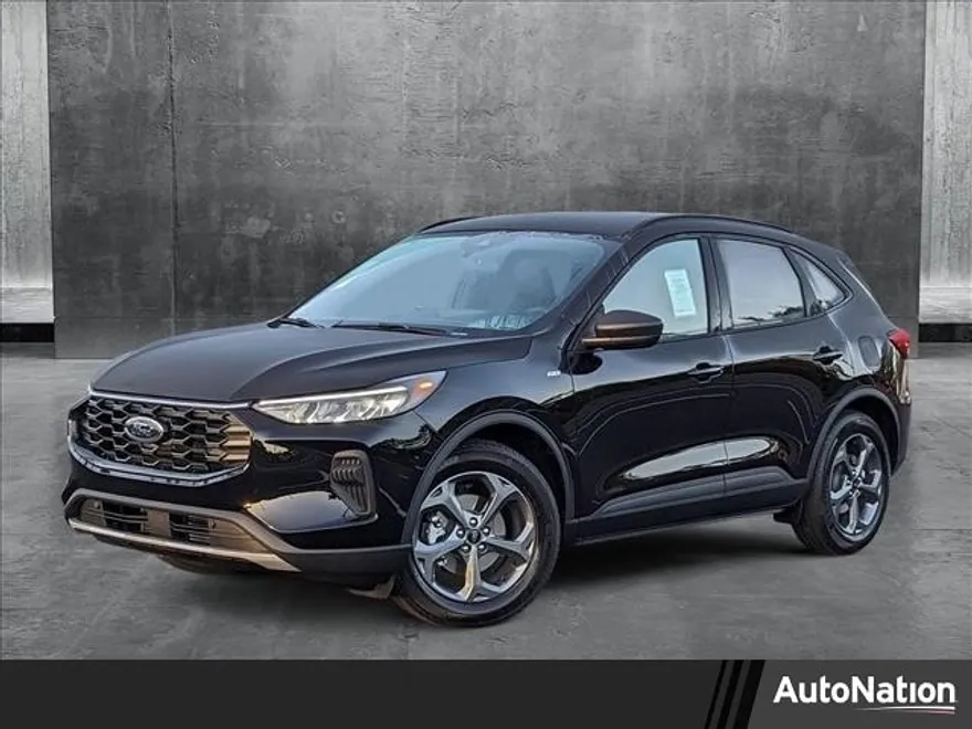 2025 Ford Escape ST-Line photo 1
