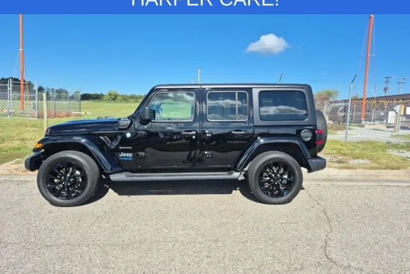 2022 Jeep Wrangler Unlimited Sahara 4xe photo 1