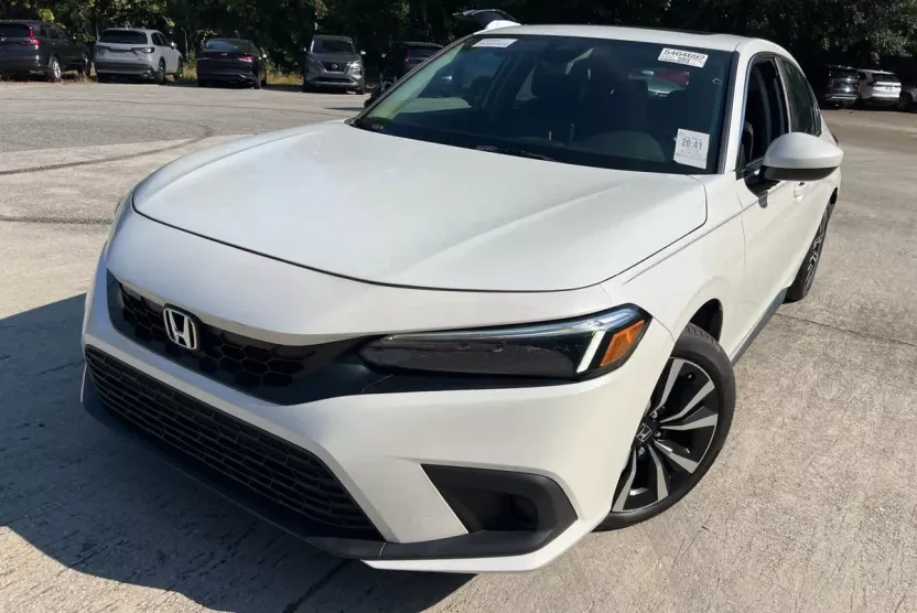 2024 Honda Civic EX-L photo 1