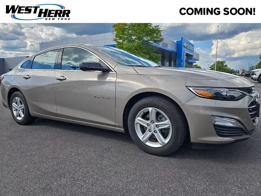 2022 Chevrolet Malibu photo 1