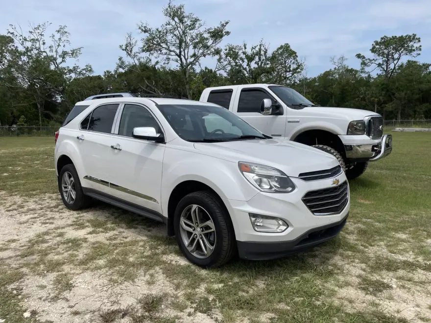 2017 Chevrolet Equinox Premier photo 1