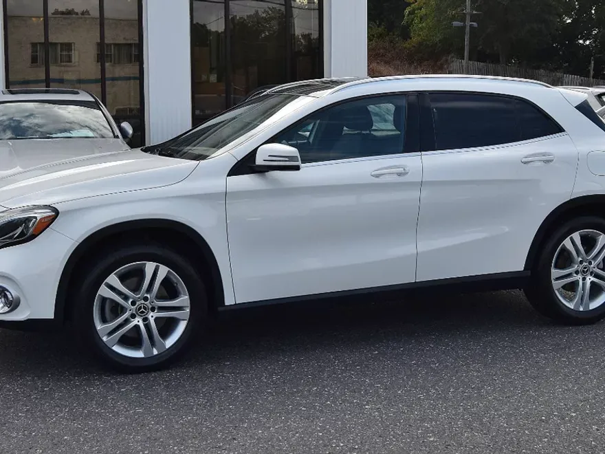 2019 Mercedes Benz GLA 250 4MATIC photo 1