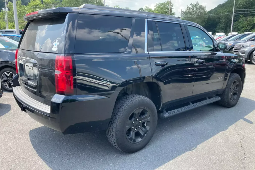 2020 Chevrolet Tahoe LS photo 1