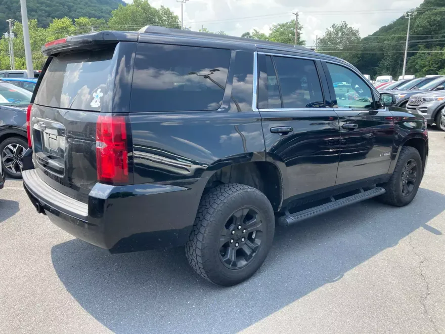 2020 Chevrolet Tahoe LS photo 1