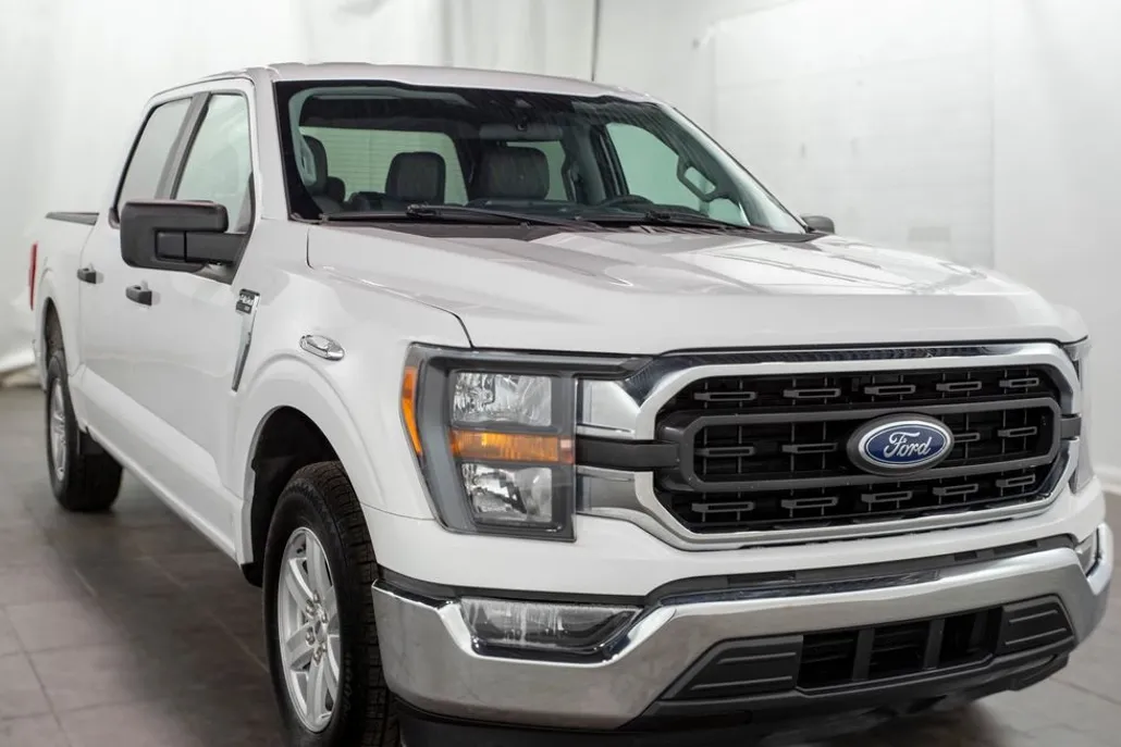2023 Ford F-150 XLT photo 1