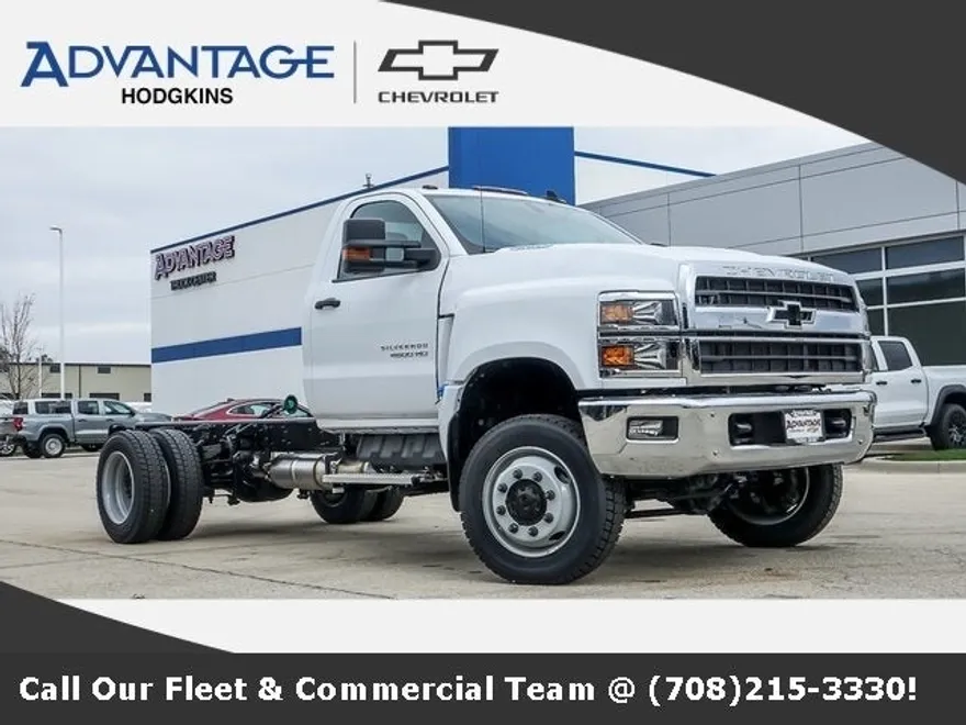 2024 Chevrolet Silverado 4500HD Work Truck photo 1