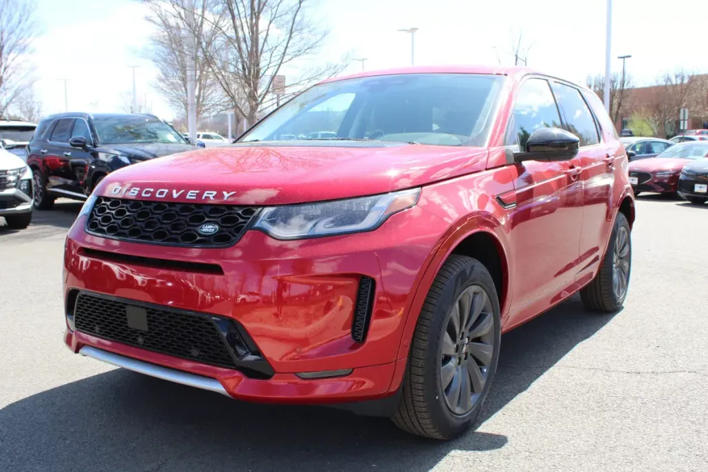 2025 Land Rover Discovery Sport S photo 1