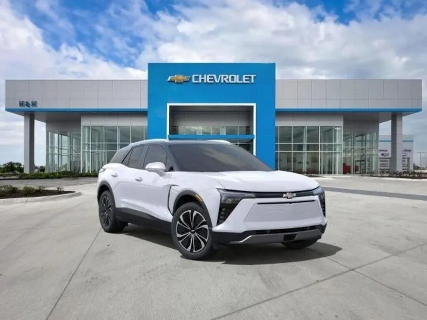 2025 Chevrolet Blazer EV photo 1