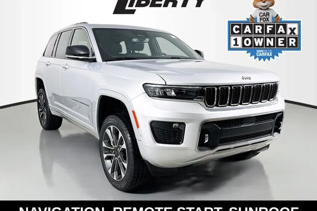 2022 Jeep Grand Cherokee Overland photo 1