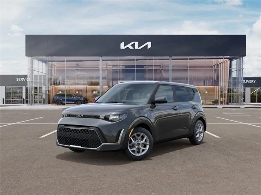 2025 Kia Soul LX photo 1