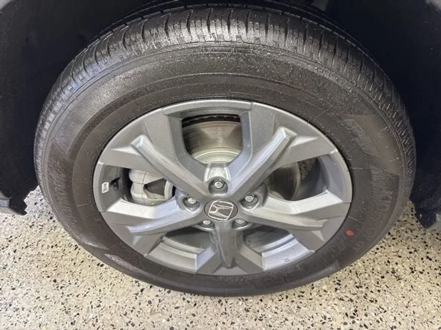 2026 Honda HR-V LX photo 1