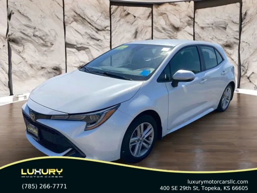 2022 Toyota Corolla SE photo 1