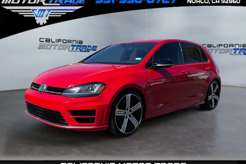 2016 Volkswagen Golf R photo 1
