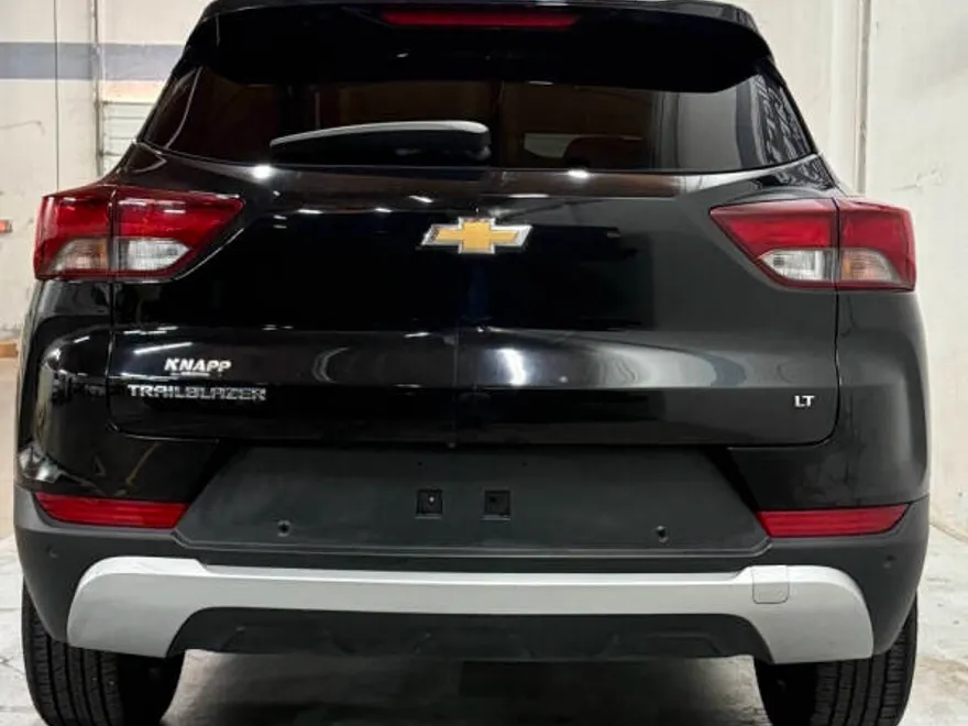 2021 Chevrolet Trailblazer LT photo 1