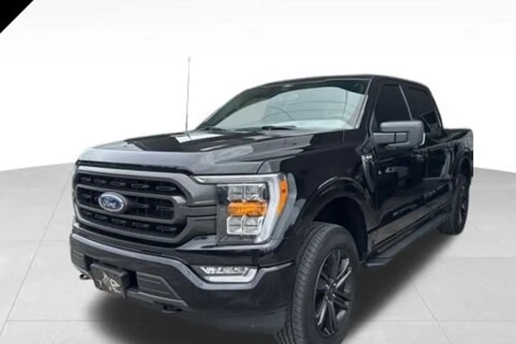 2022 Ford F-150 XLT photo 1