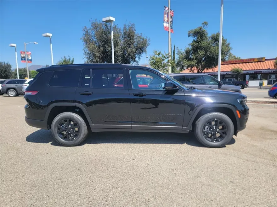 2025 Jeep Grand Cherokee Altitude X photo 1