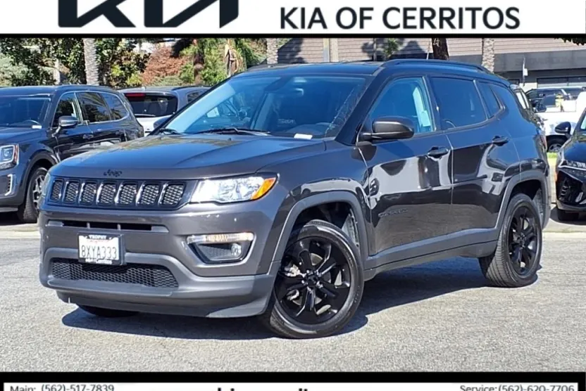2018 Jeep Compass Altitude photo 1