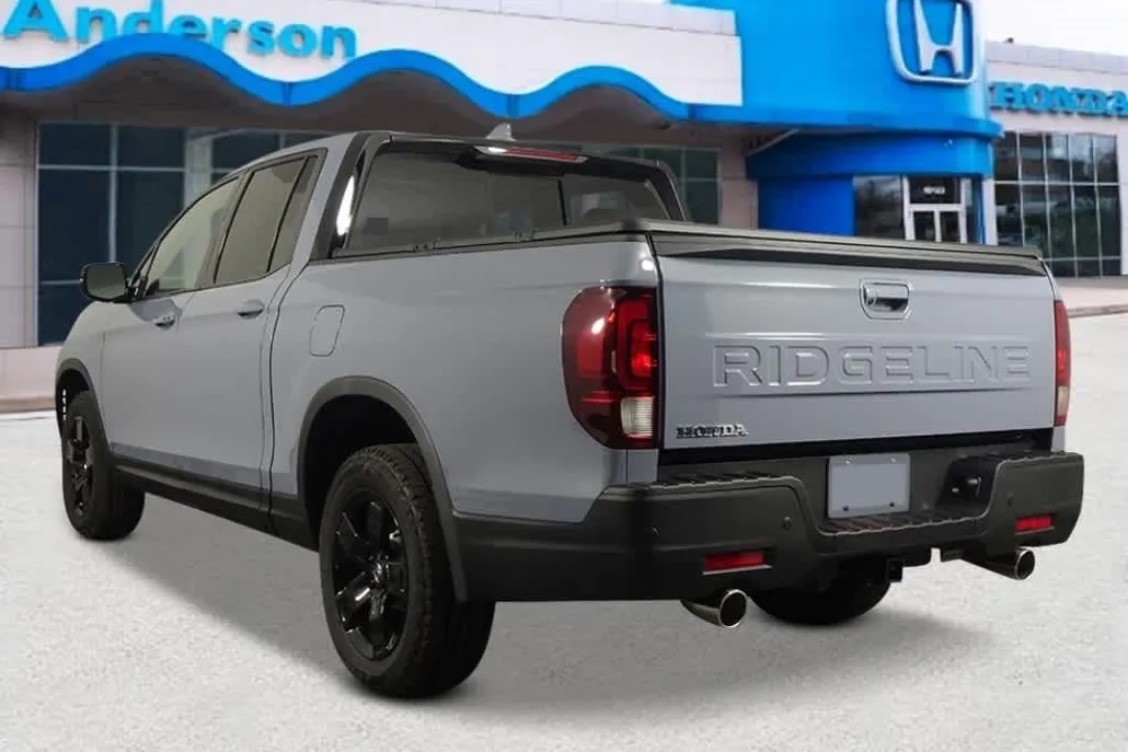 2025 Honda Ridgeline Black Edition photo 1