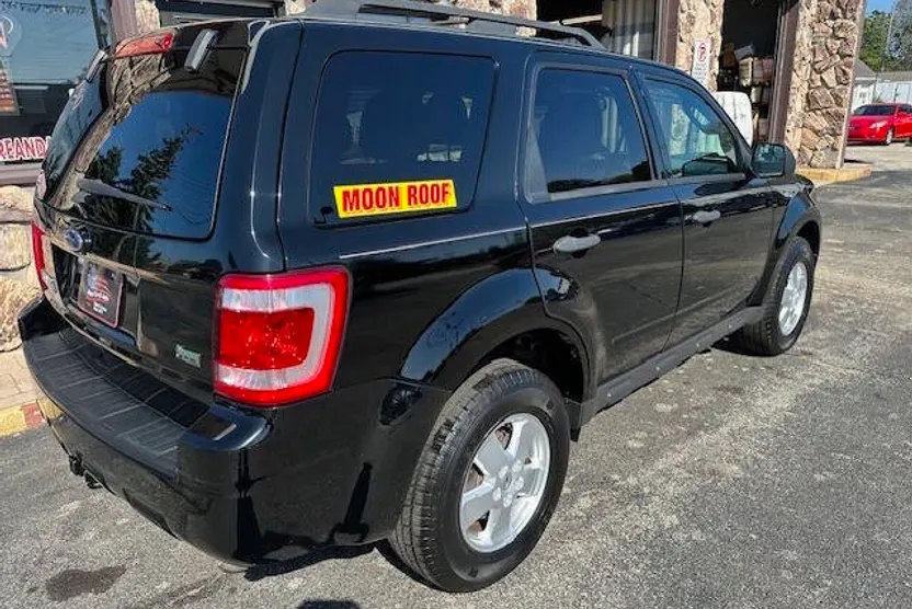 2012 Ford Escape XLT photo 1