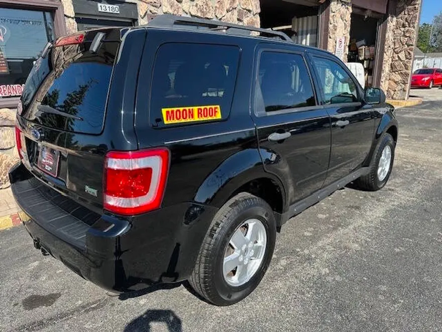 2012 Ford Escape XLT photo 1