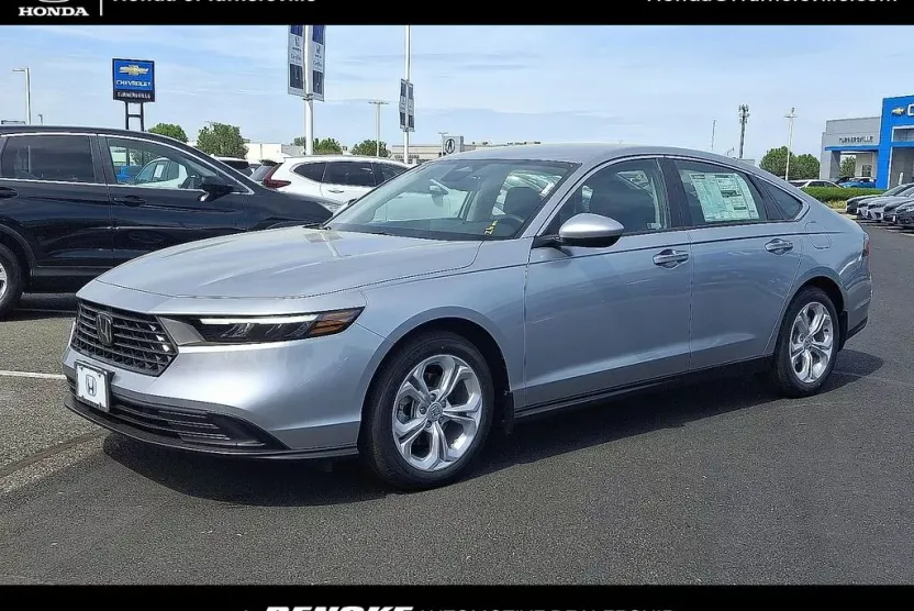 2025 Honda Accord LX photo 1