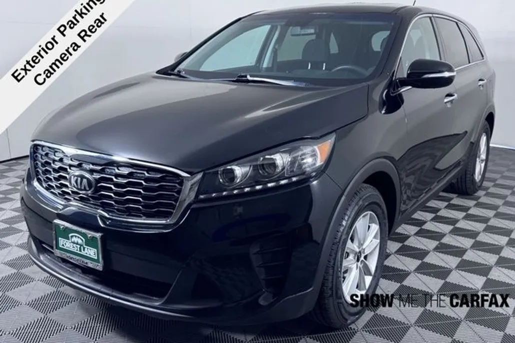 2020 Kia Sorento LX photo 1