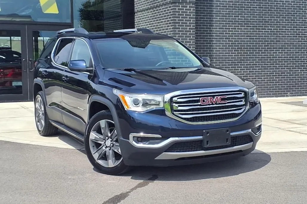 2017 Gmc Acadia SLT photo 1