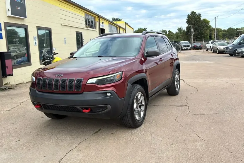 2019 Jeep Cherokee Trailhawk Sport photo 1