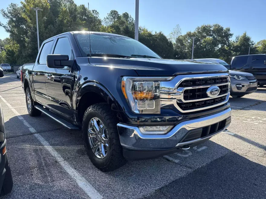 2021 Ford F-150 XLT photo 1