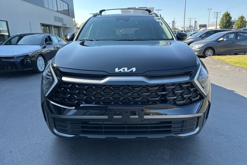 2024 Kia Sportage X-Line photo 1