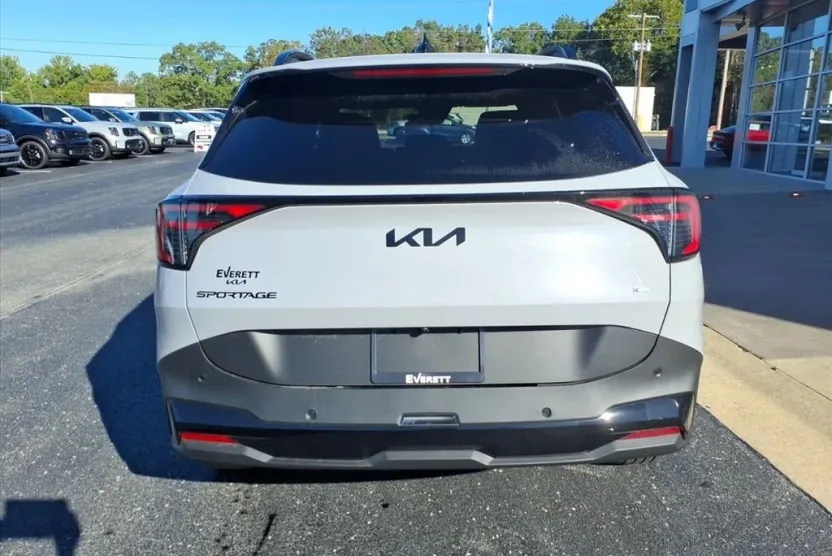 2026 Kia Sportage Hybrid EX photo 1
