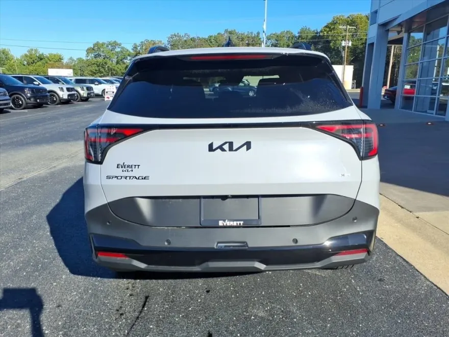 2026 Kia Sportage Hybrid EX photo 1
