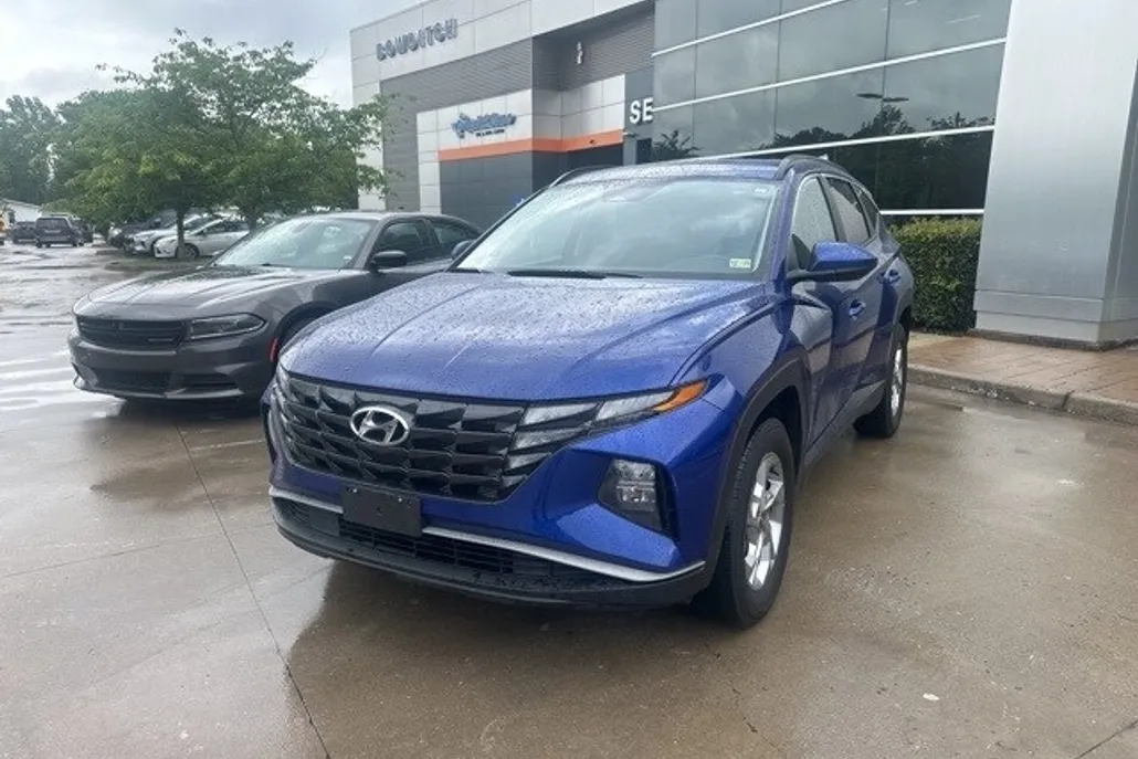 2024 Hyundai Tucson SEL photo 1