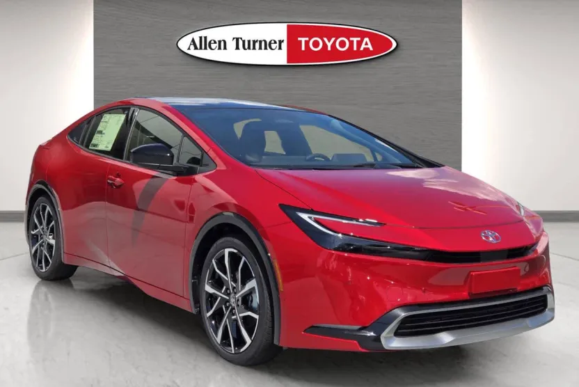 2025 Toyota Prius Plug-in Hybrid XSE photo 1