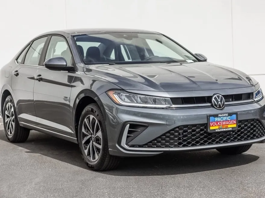2025 Volkswagen Jetta 1.5T S photo 1