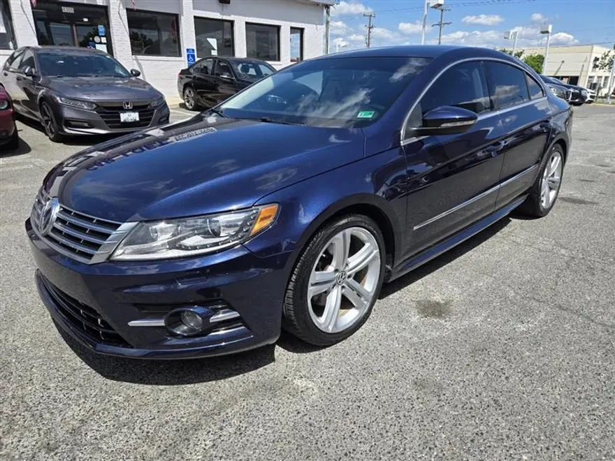 2015 Volkswagen CC R-Line photo 1