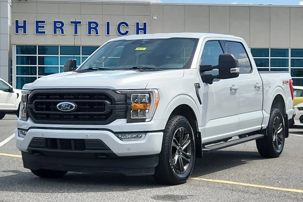 2022 Ford F-150 XLT photo 1