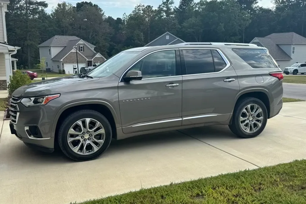 2018 Chevrolet Traverse Premier photo 1