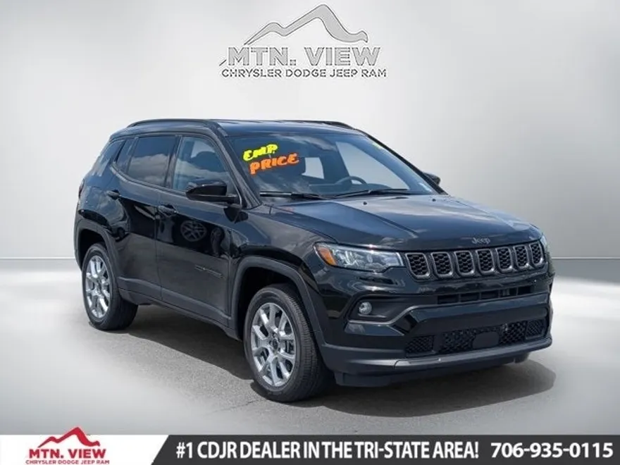 2025 Jeep Compass Latitude photo 1