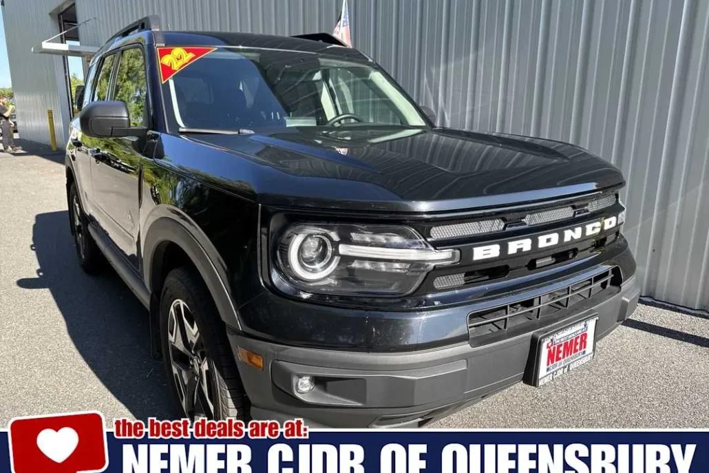 2022 Ford Bronco Sport Outer Banks photo 1
