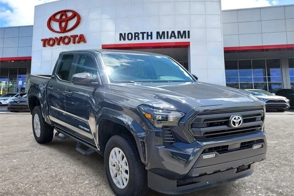 2024 Toyota Tacoma TRD Sport photo 1