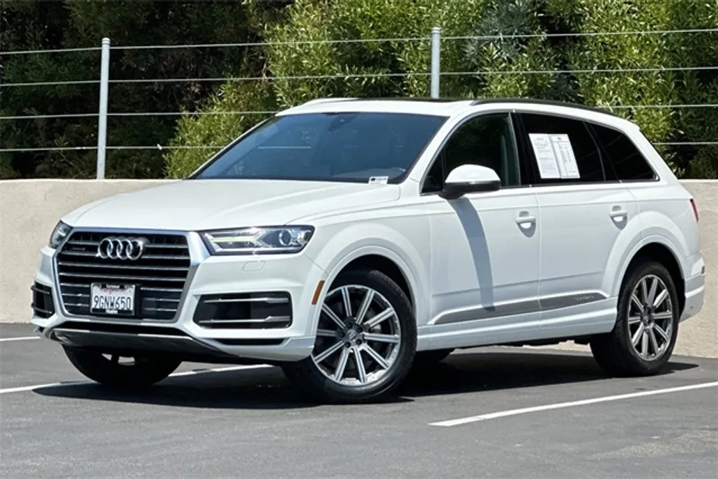 2018 Audi Q7 3.0T Premium Plus photo 1